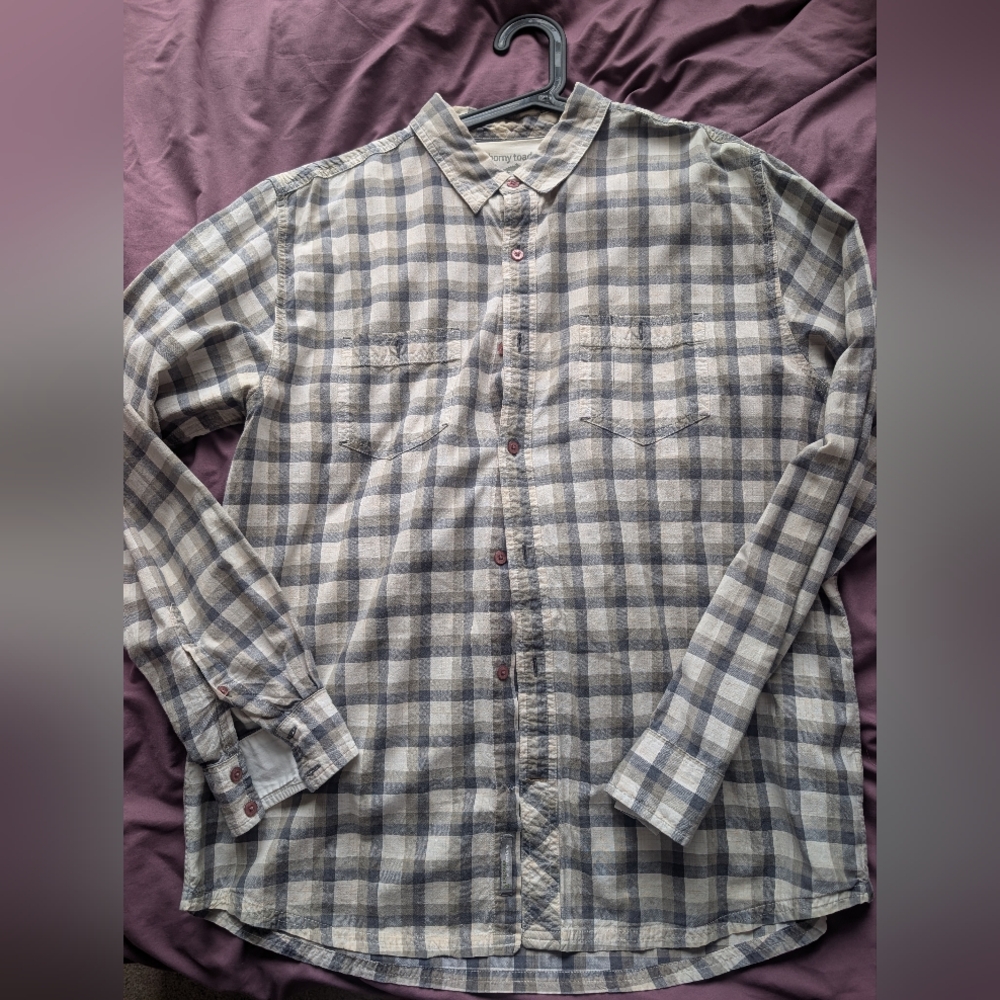 Horny Toad Casual Button Down Shirt